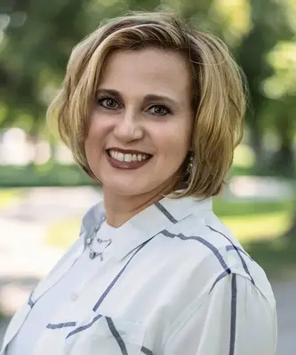 Portrait of Tara Heiden, REALTOR®